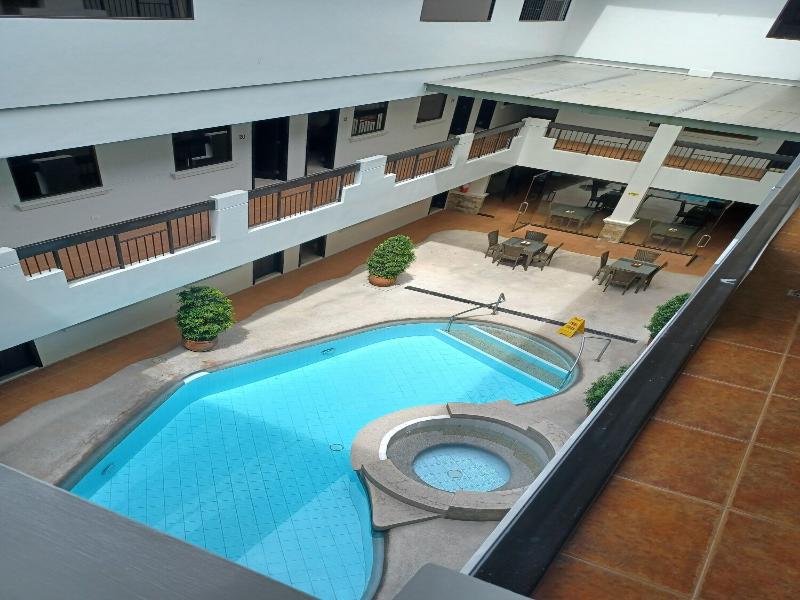 Boomerang Hotel image