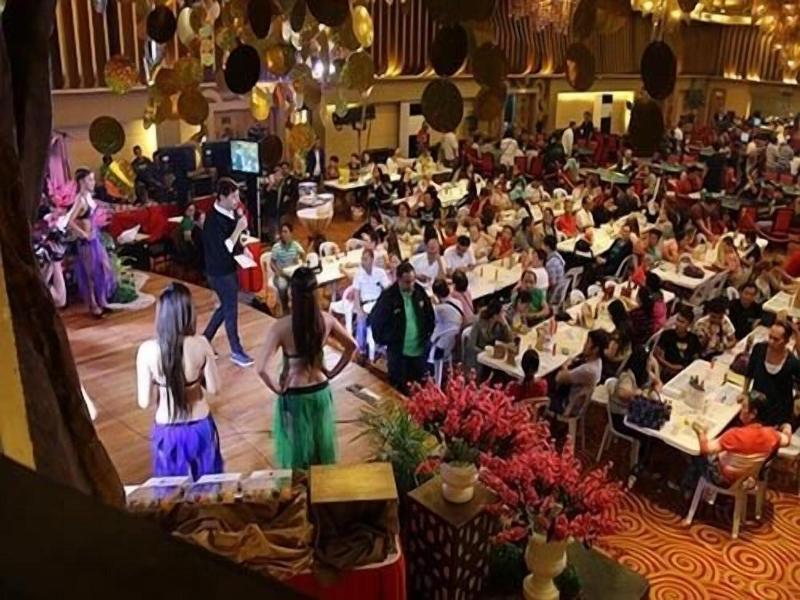 Boomerang Hotel image
