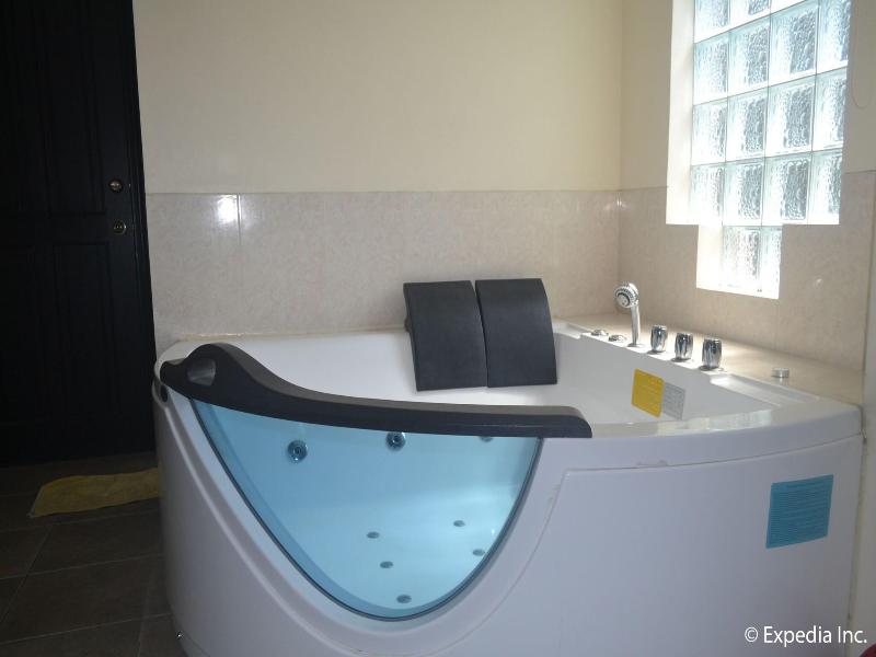 Boomerang Hotel image