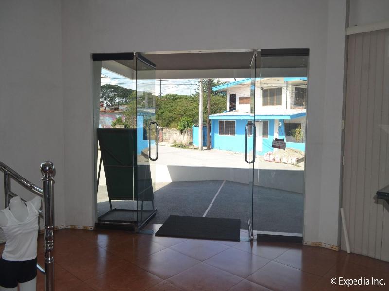 Boomerang Hotel image