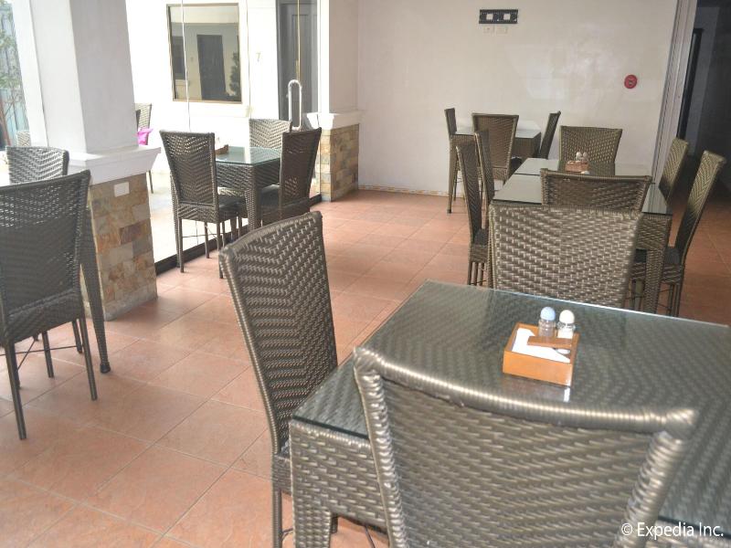 Boomerang Hotel image