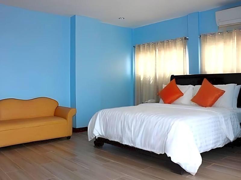 One Averee Bay Hotel image