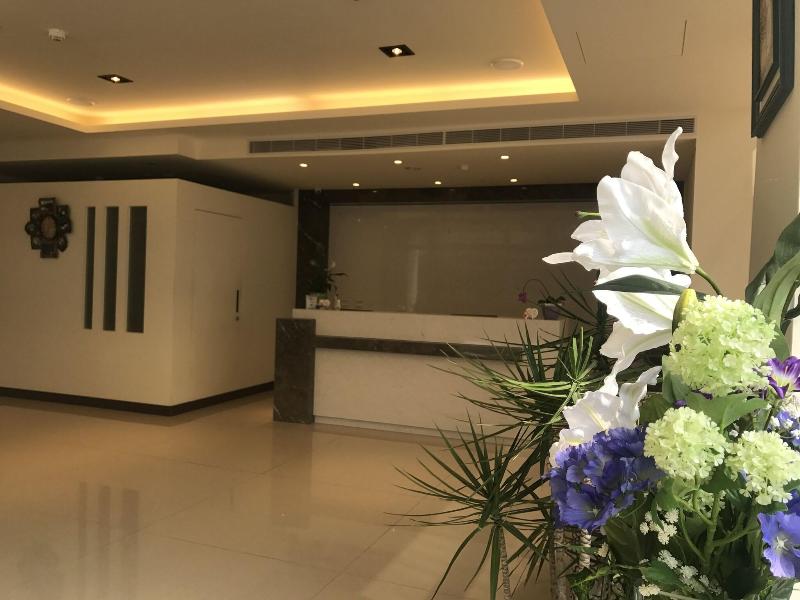 Ml Hotel image