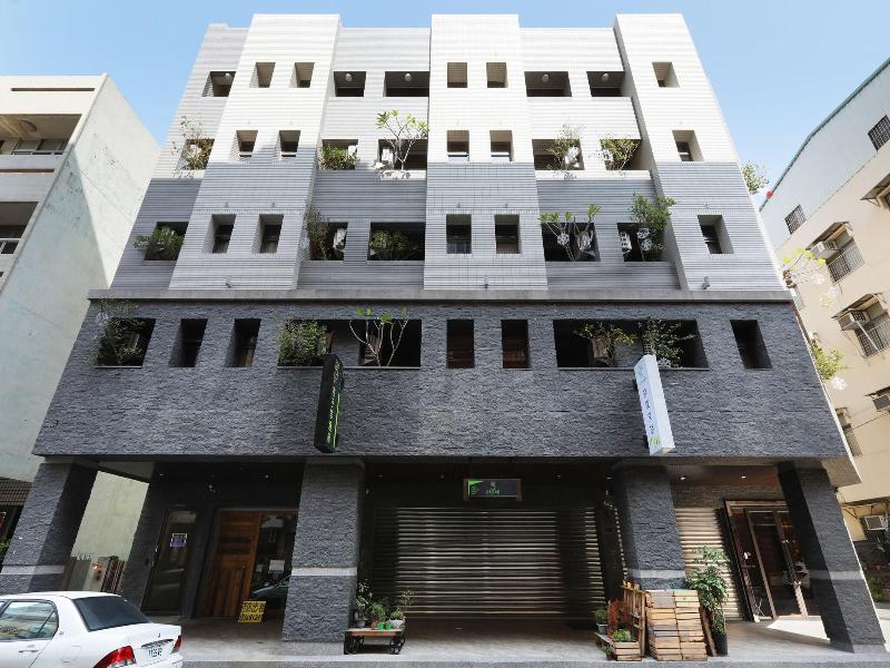 Greenight Hotel image