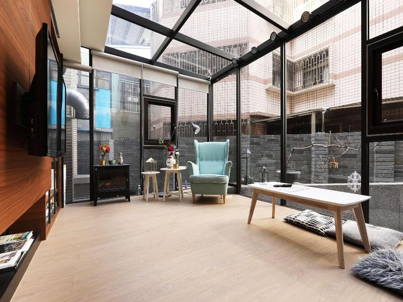 Greenight Hotel image