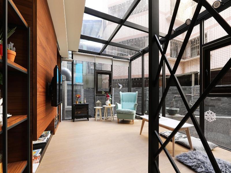 Greenight Hotel image