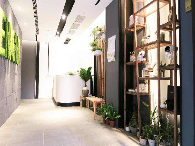 Greenight Hotel image
