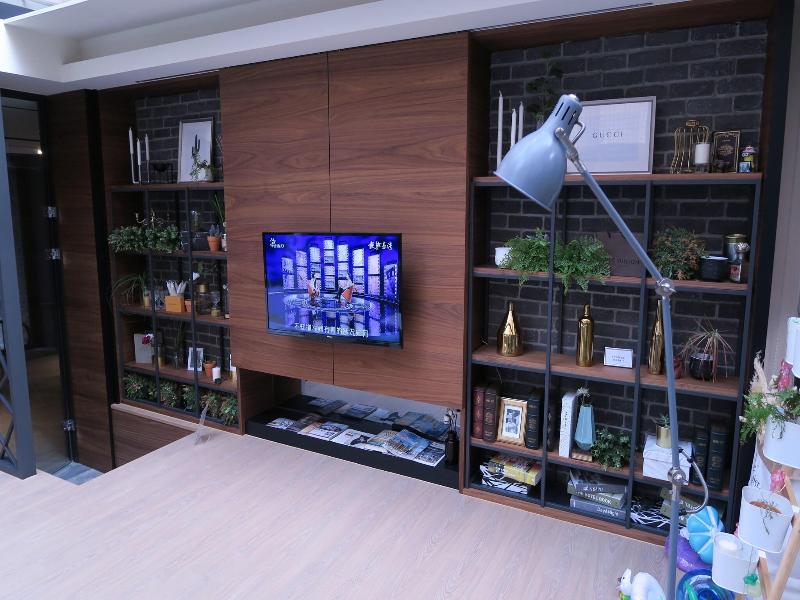 Greenight Hotel image