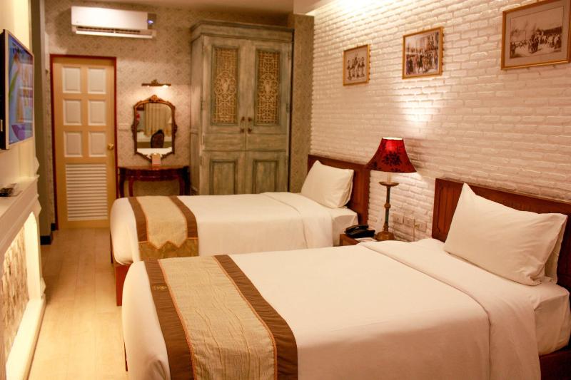 Chuchaiburi Sri Amphawa image