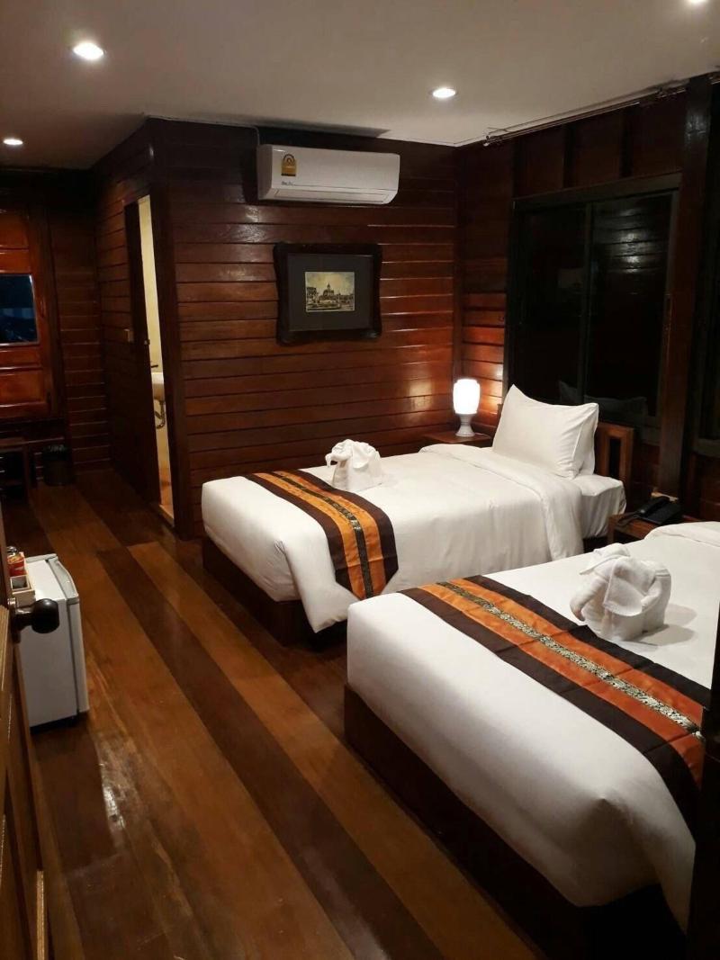 Chuchaiburi Sri Amphawa image