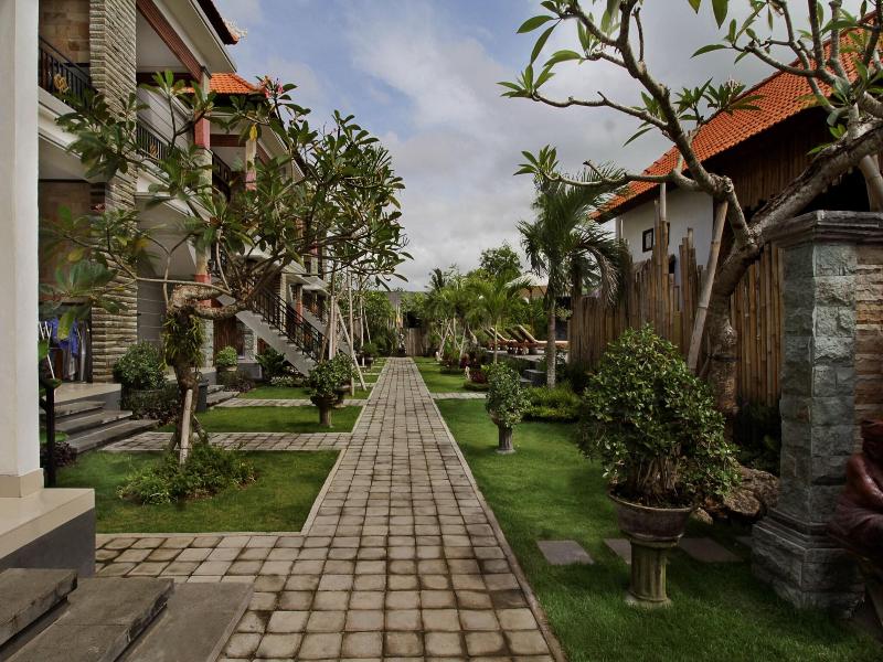 Hotel Arsa Santhi Nusa Penida image