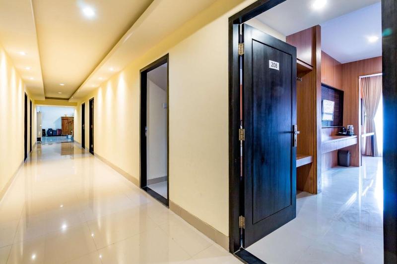 AB HOTEL KUTA image