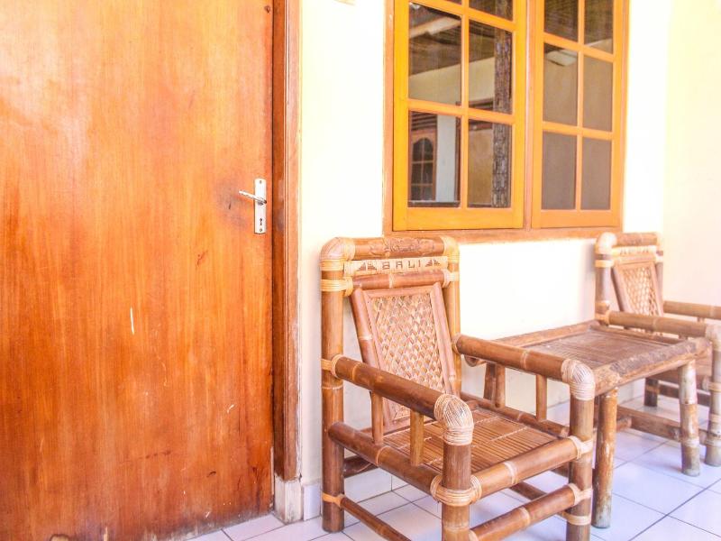 Bali Manik Beach Inn image