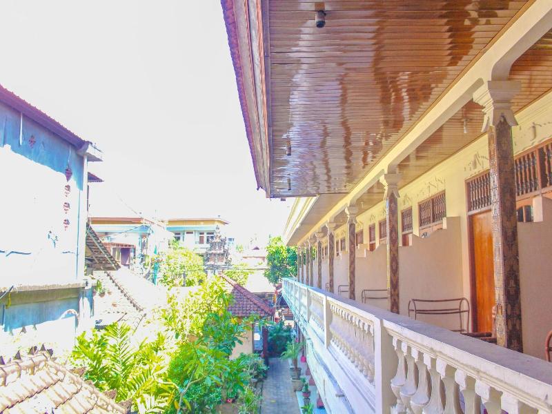 Bali Manik Beach Inn image