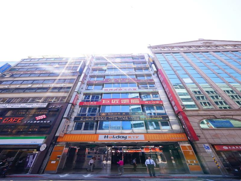 Cavemen Hostel Taipei Station Youth Branch image