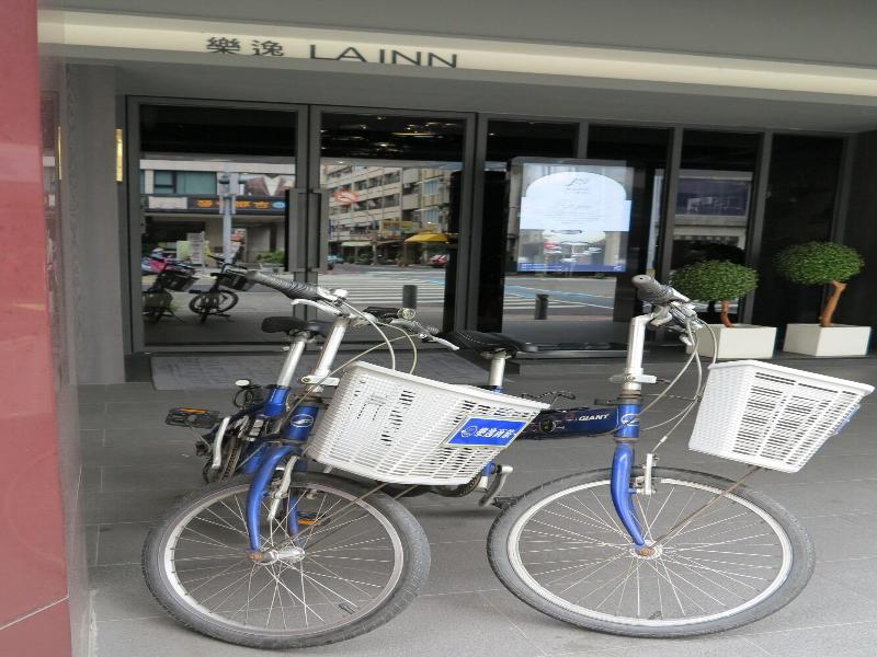 La Inn image