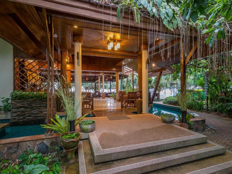 Lanta Miami Resort