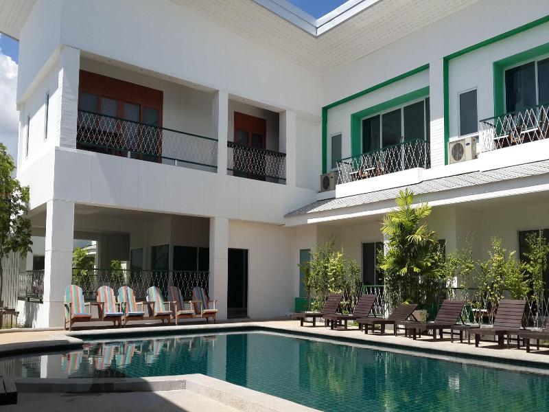 Khun Chaweng Resort image