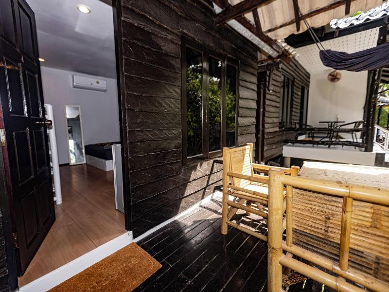 Shiralea Backpackers Resort image