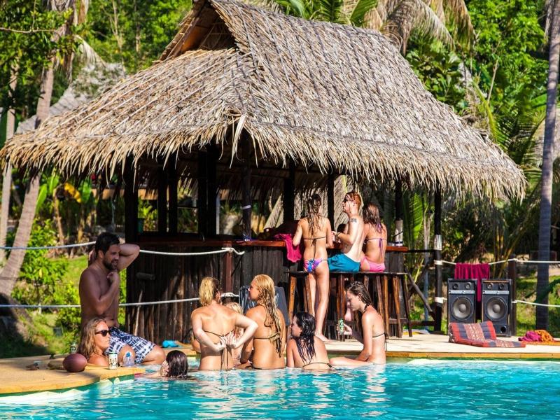 Shiralea Backpackers Resort image