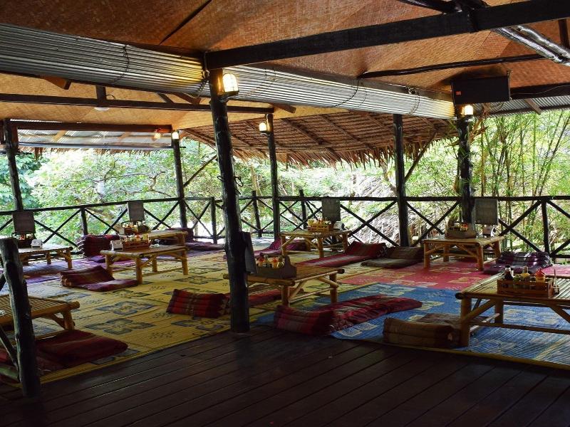 Shiralea Backpackers Resort image