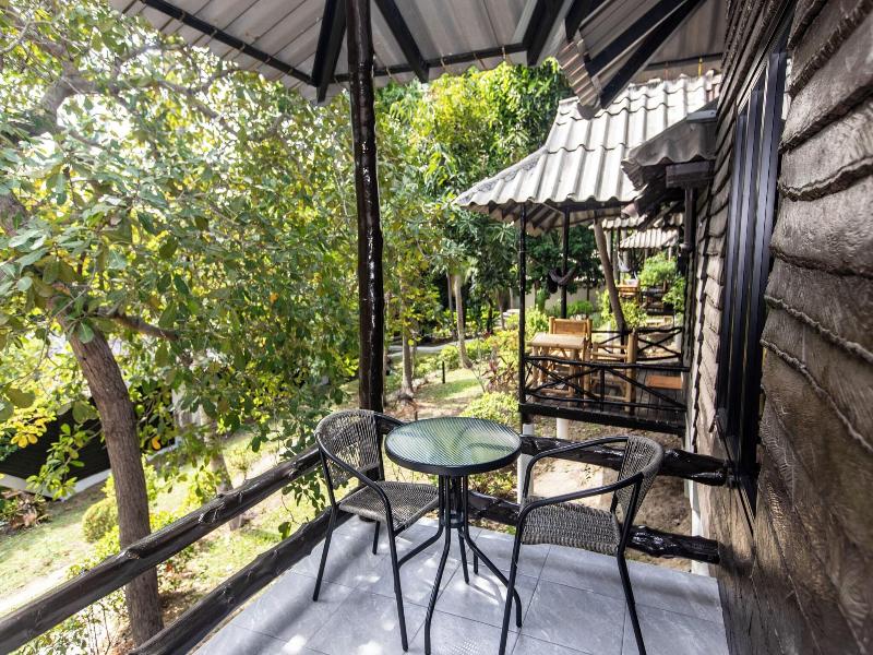Shiralea Backpackers Resort image