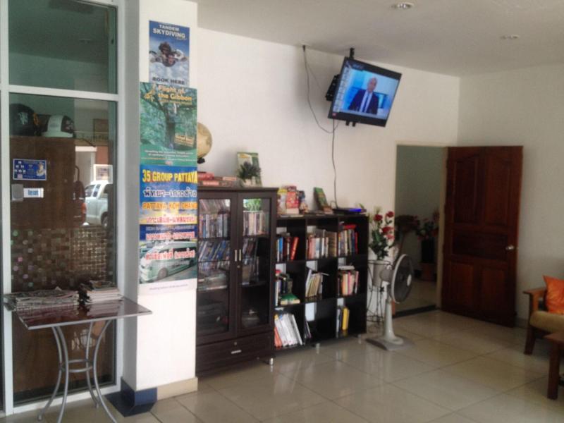 Jomtien Hostel image