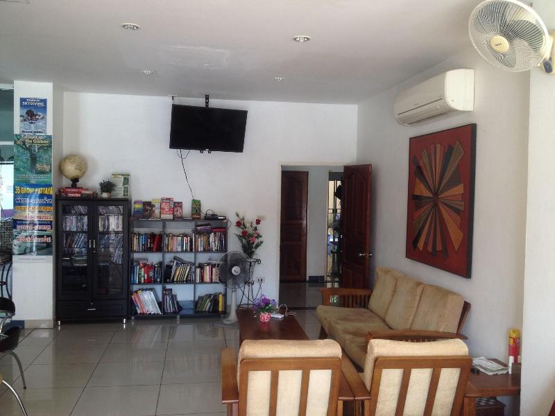 Jomtien Hostel image