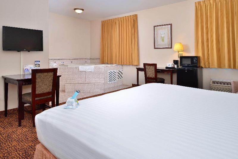 Americas Best Value Inn Westmorland image