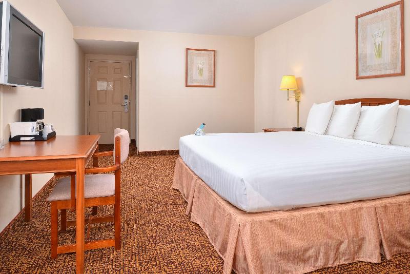 Americas Best Value Inn Westmorland image