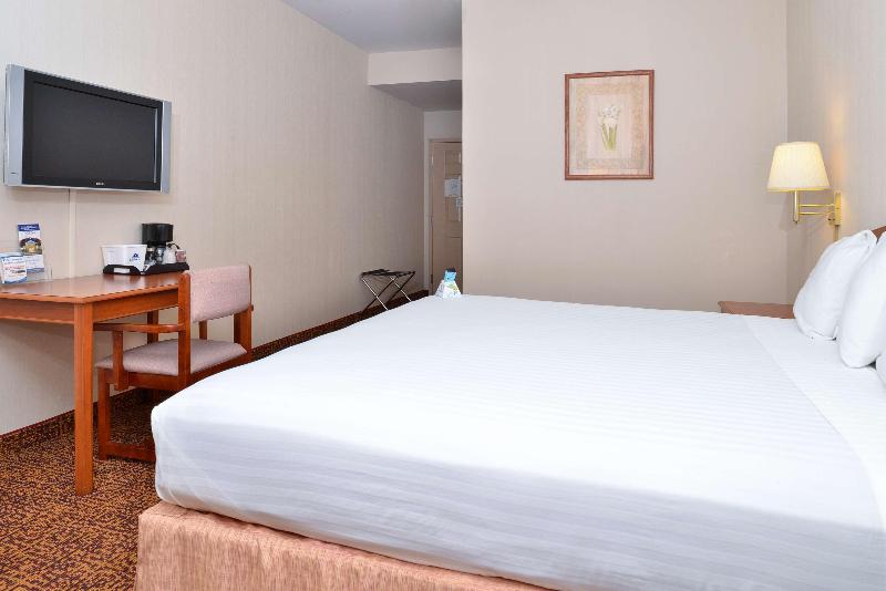 Americas Best Value Inn Westmorland image