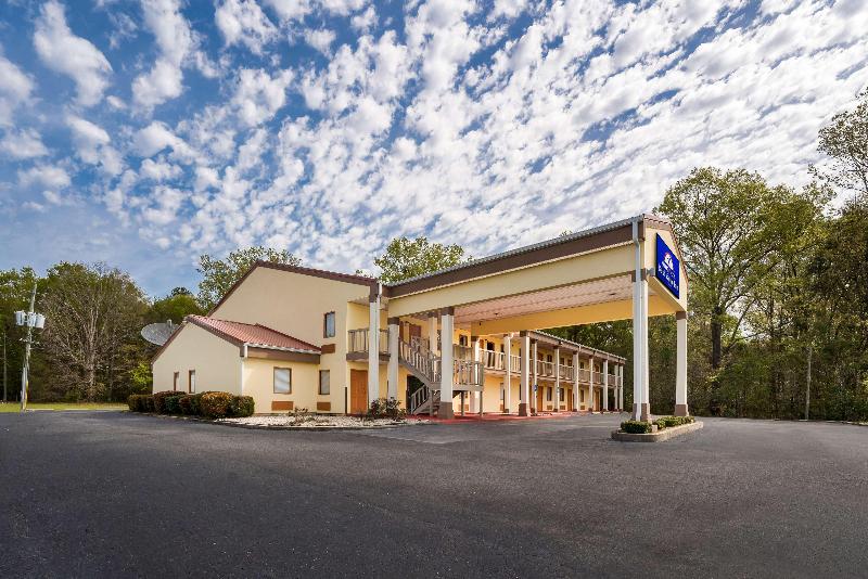 Americas Best Value Inn Montezuma image