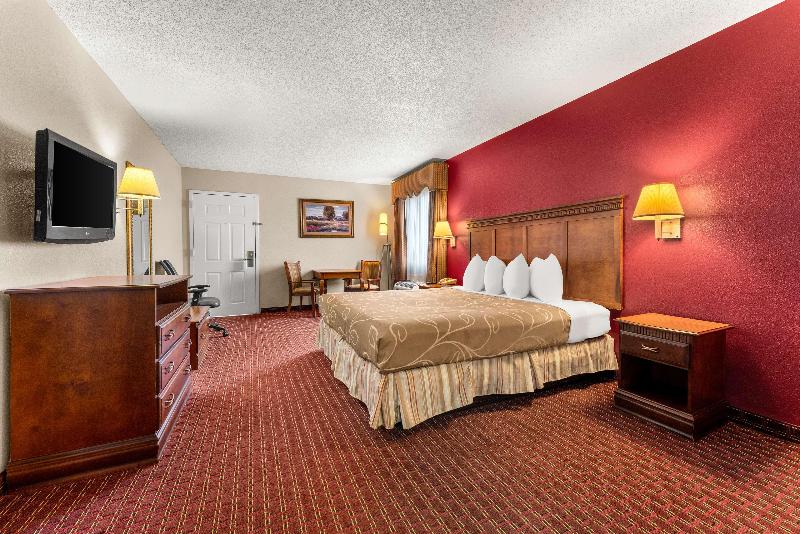 Americas Best Value Inn Montezuma image