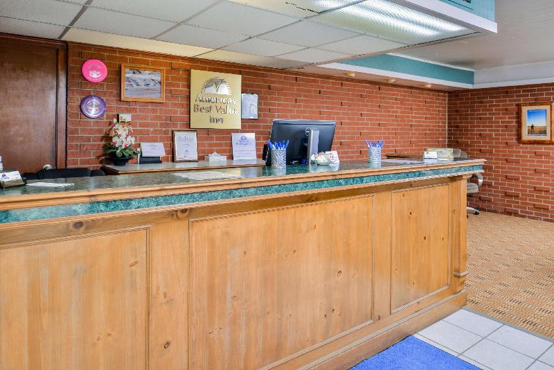 Americas Best Value Inn Ellsworth image