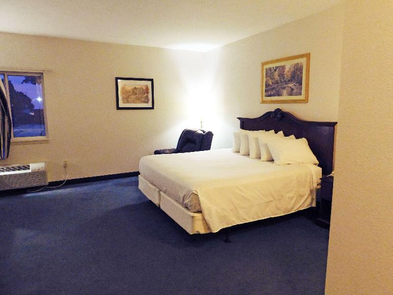 Americas Best Value Inn Fredonia image