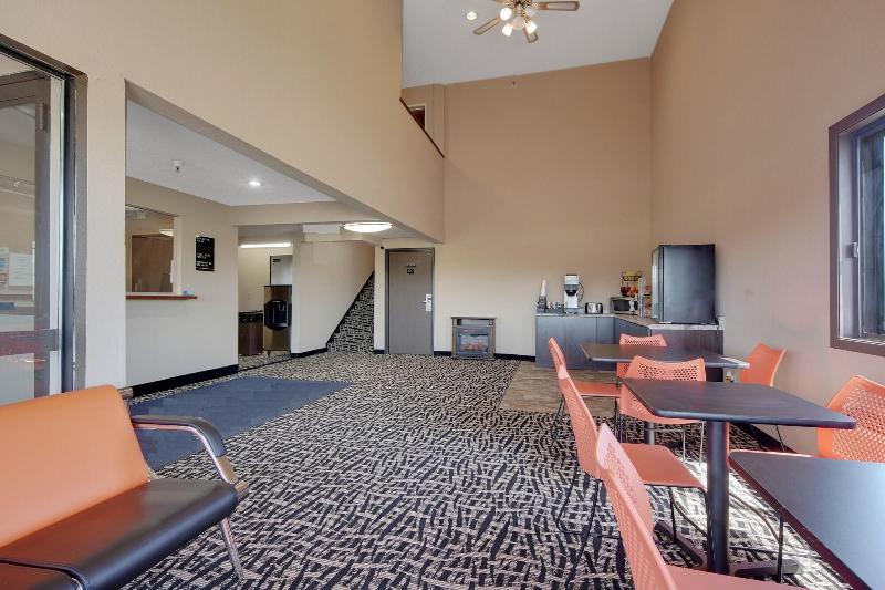 Americas Best Value Inn Finlayson image