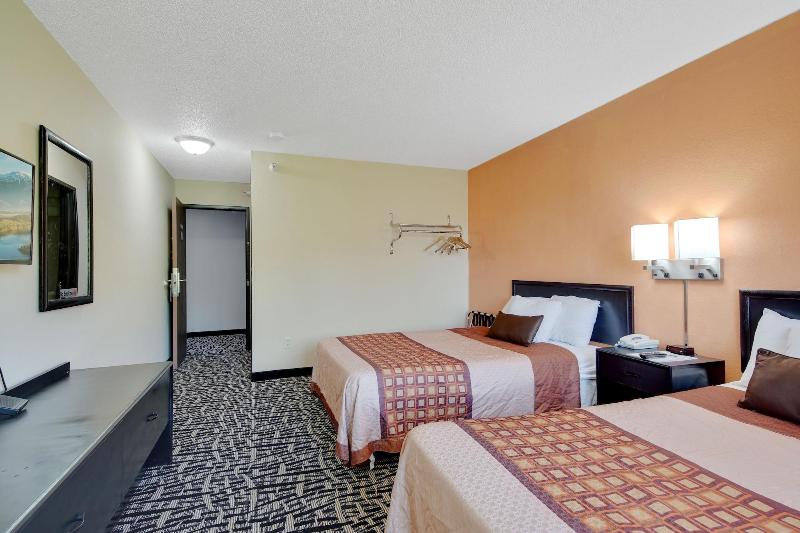 Americas Best Value Inn Finlayson image 3