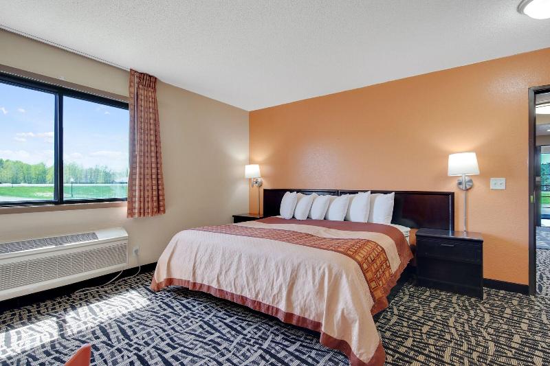 Americas Best Value Inn Finlayson image