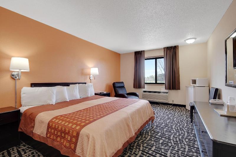 Americas Best Value Inn Finlayson image