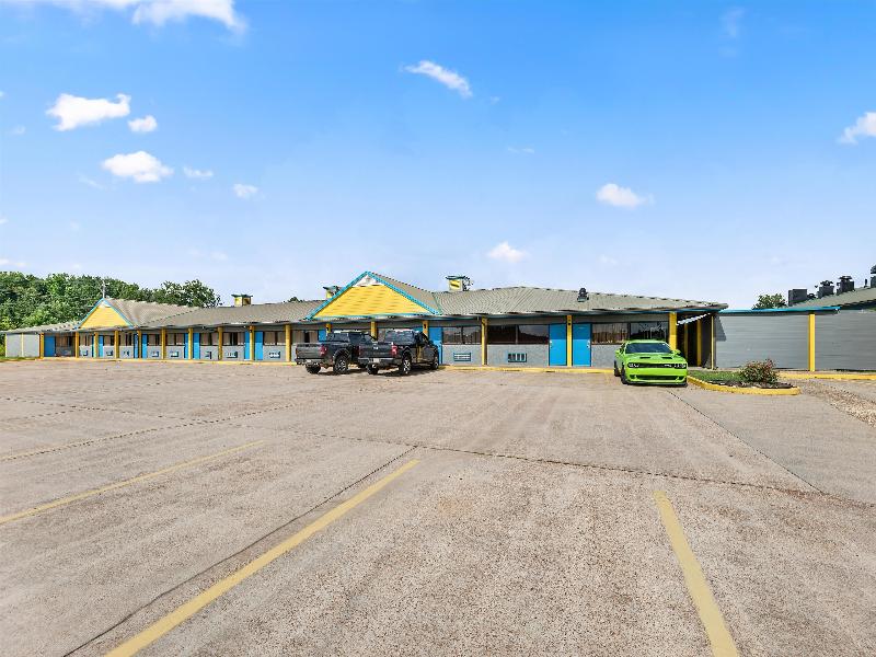 Americas Best Value Inn And Suites Aberdeen image