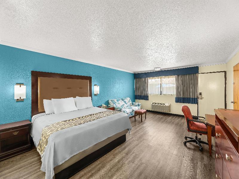 Americas Best Value Inn And Suites Aberdeen image