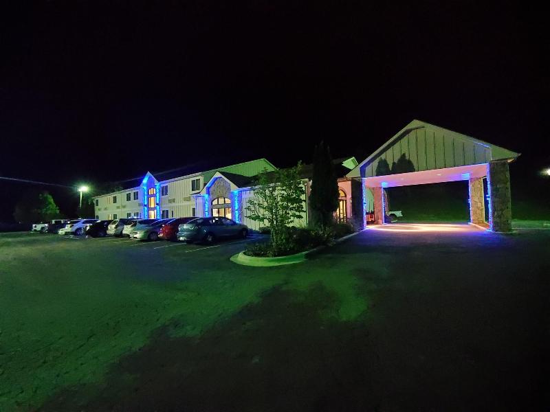 Americas Best Value Inn & Suites Independence Va image