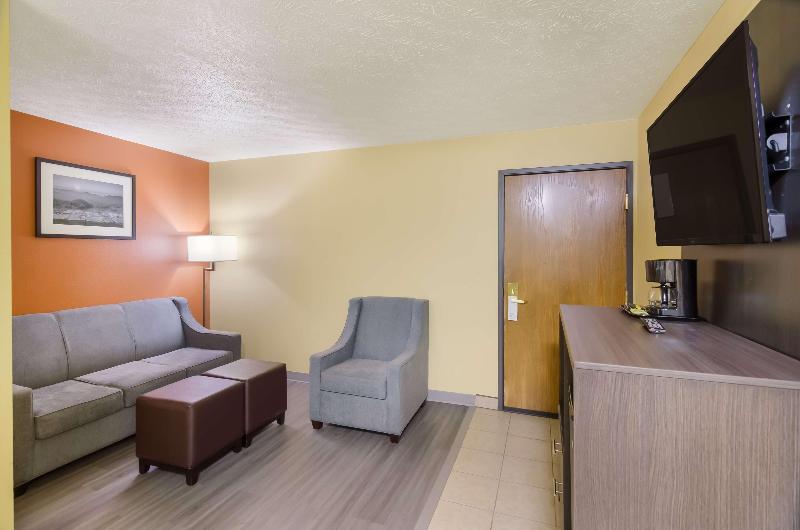 Americas Best Value Inn & Suites Independence Va image