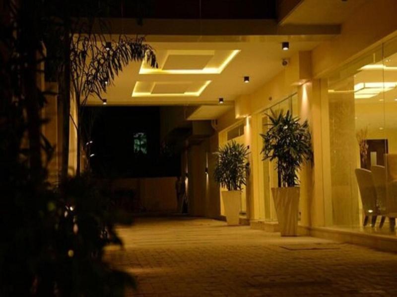Blu Iris Hotel image