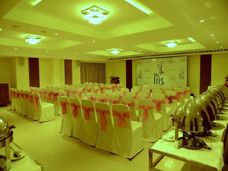 Blu Iris Hotel image
