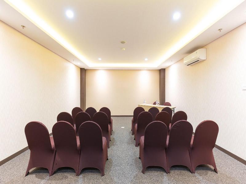 Great Diponegoro Hotel Surabaya image