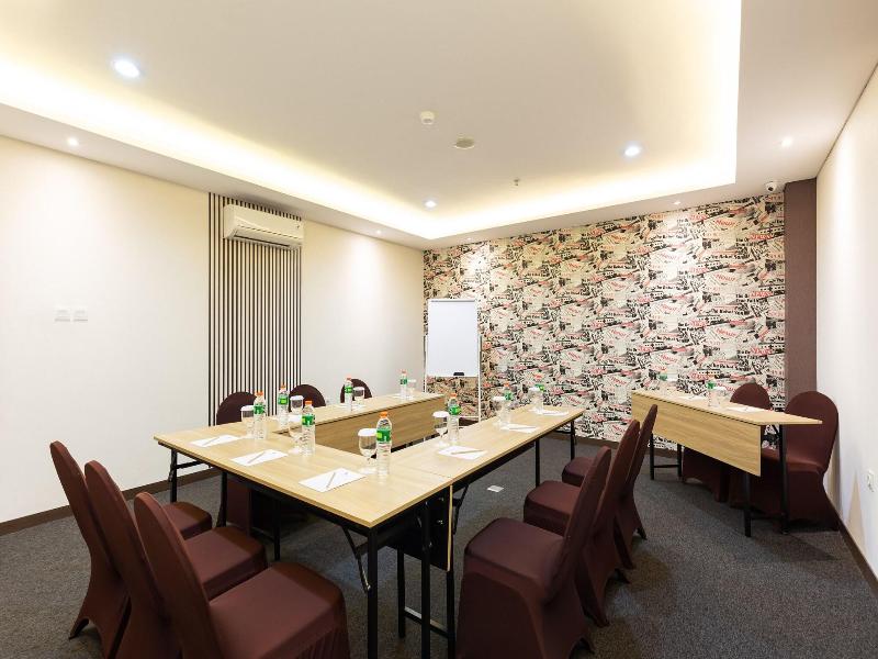 Great Diponegoro Hotel Surabaya image