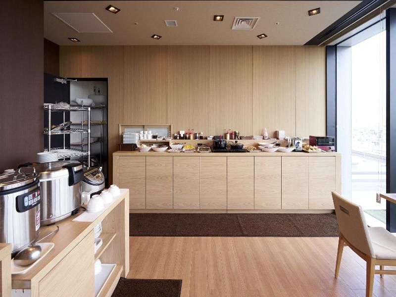 Hotel Crown Hills Ueno Premier image
