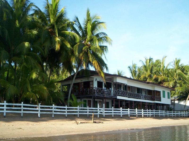 Seaside Travellers Inn image