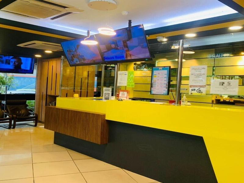 Smile Hotel Selayang Point image